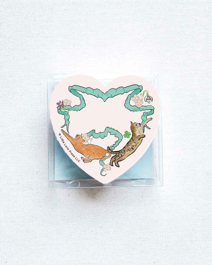 little-love-press-cute-cats-heart-flat-notecards-set